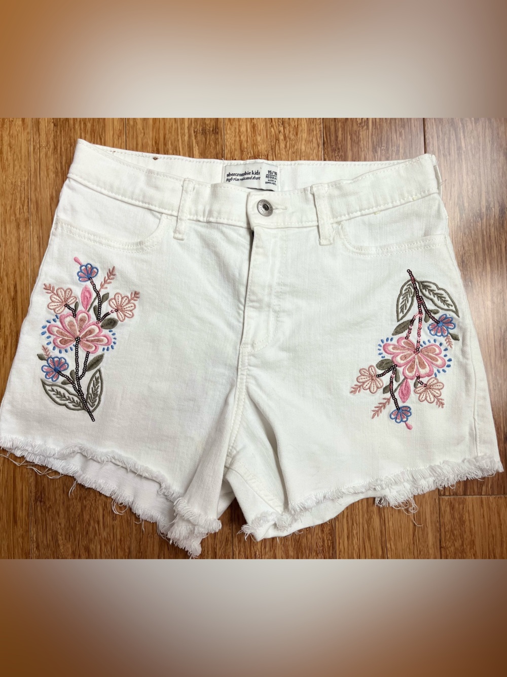 Girls Abercrombie Kids Jean shorts embroidered size 15/16